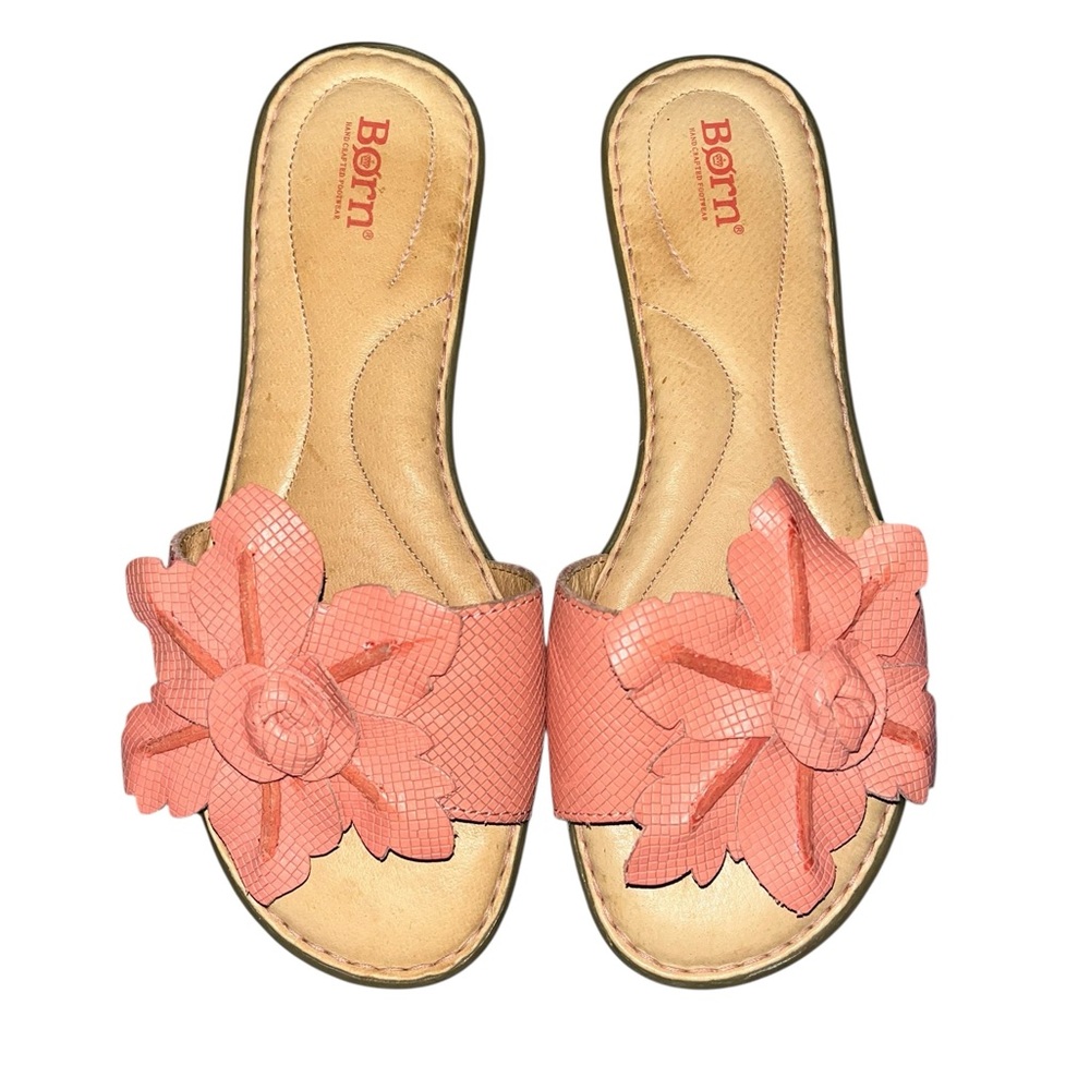 BORN & CROWN Sandals Size 10M Salmon Pink Pebbled Leather Slides Flats Flower